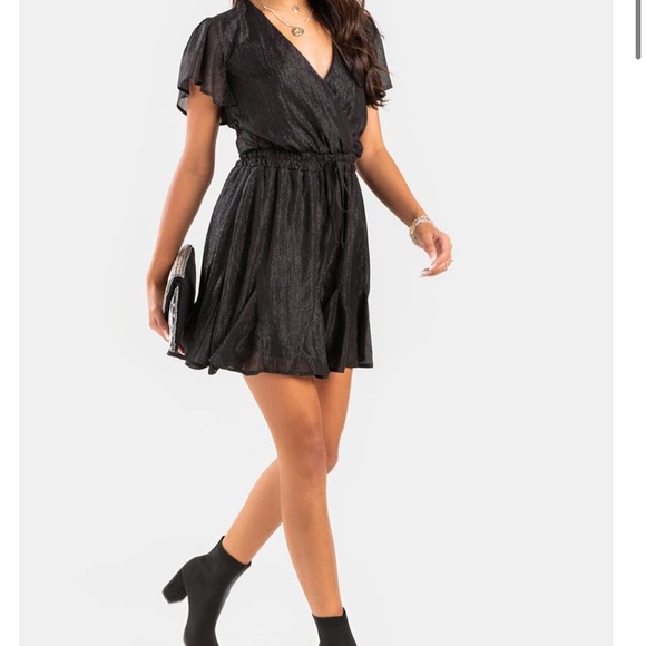 Francesca’s Dress - Picture 3 of 3